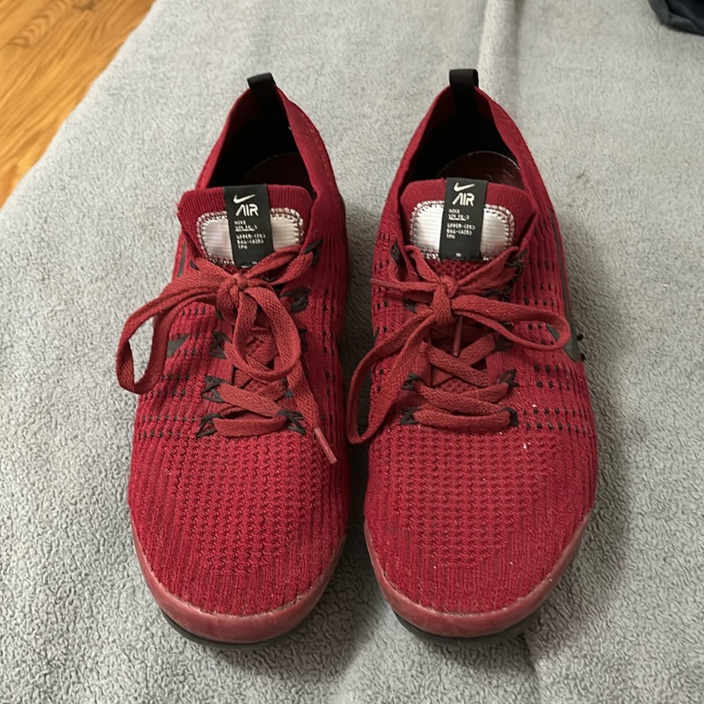 Men’s 12 Nike Vapor Max